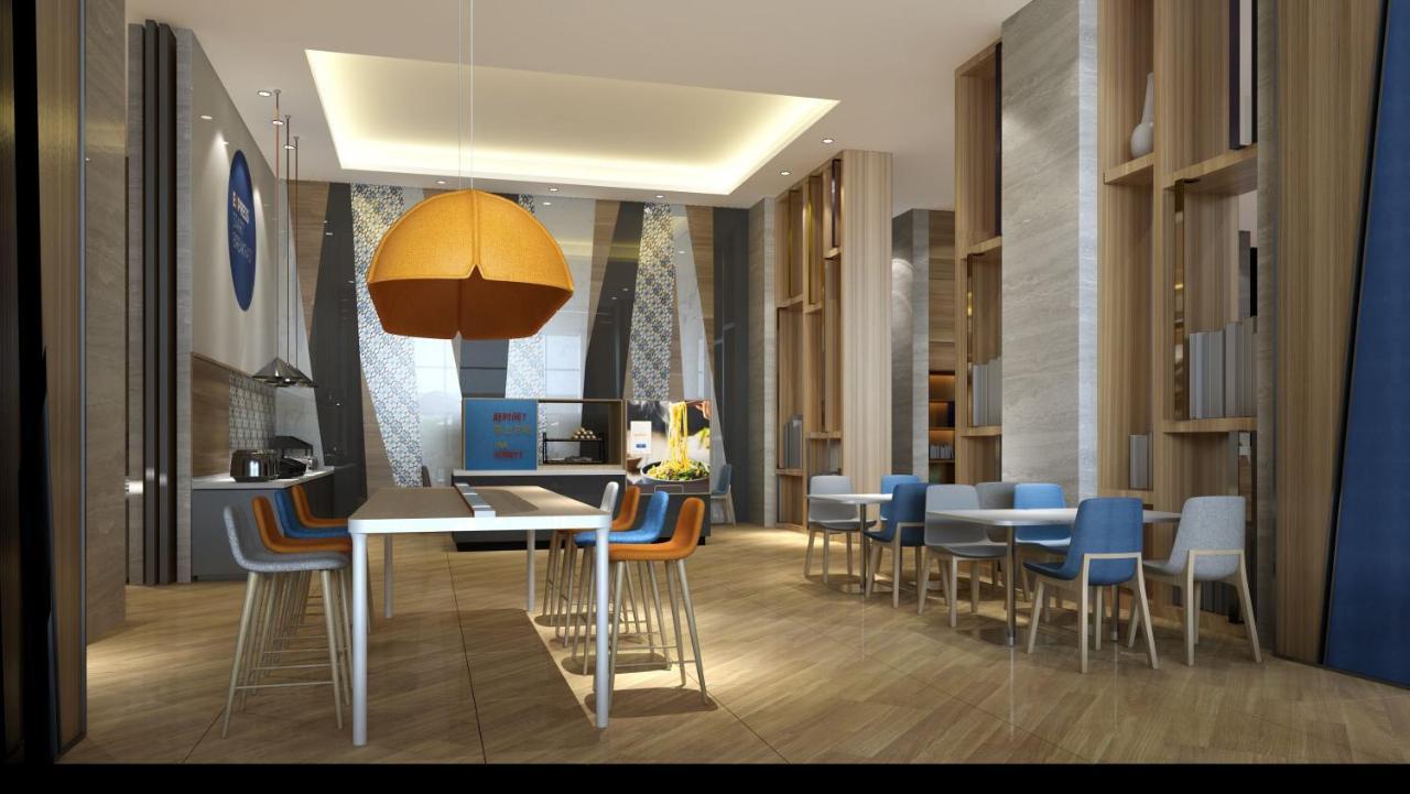 Holiday Inn Express Kaifeng City Center By Ihg Exteriér fotografie
